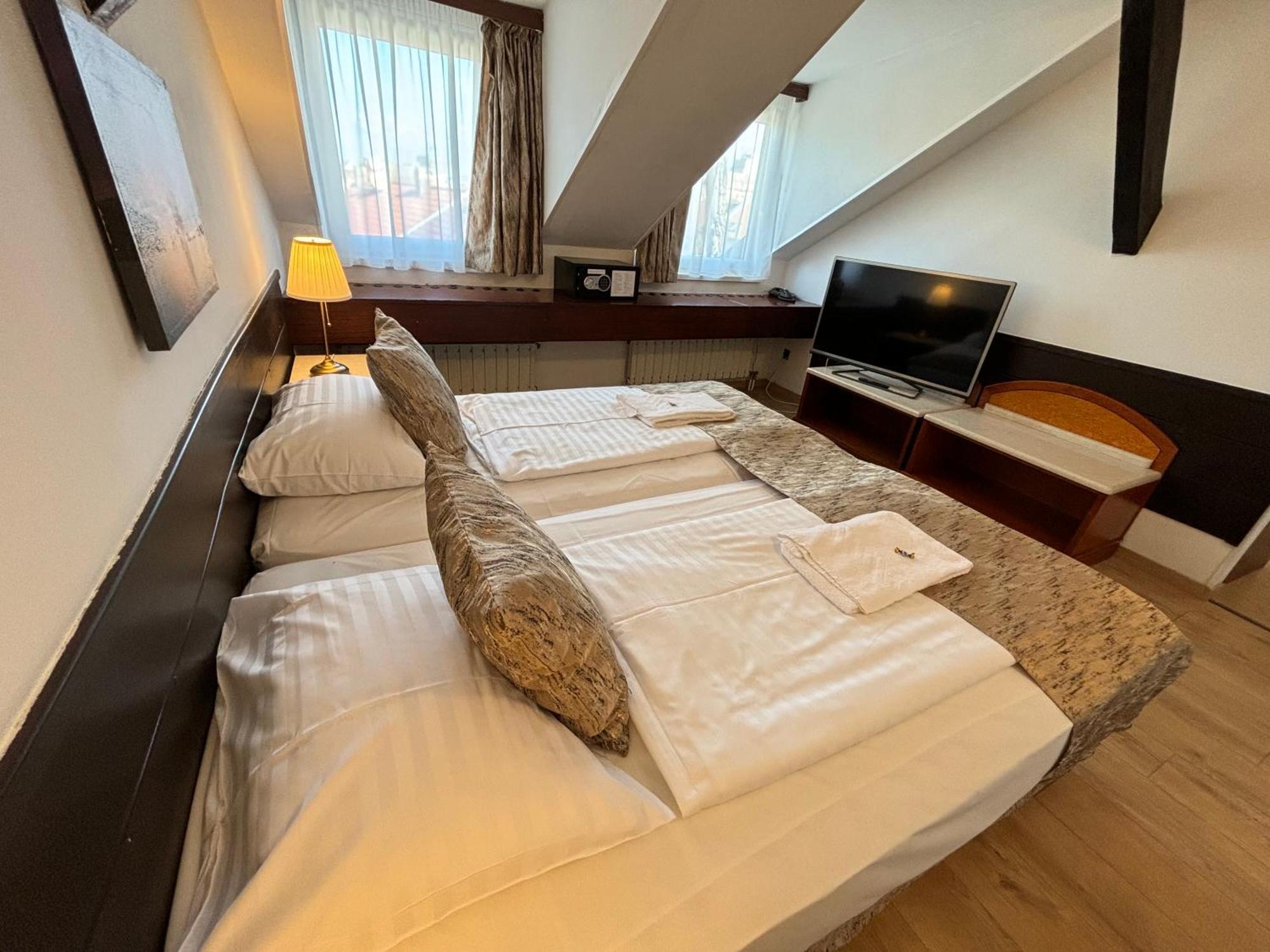 Hotel Gloria Budapest City Center — Photos 2